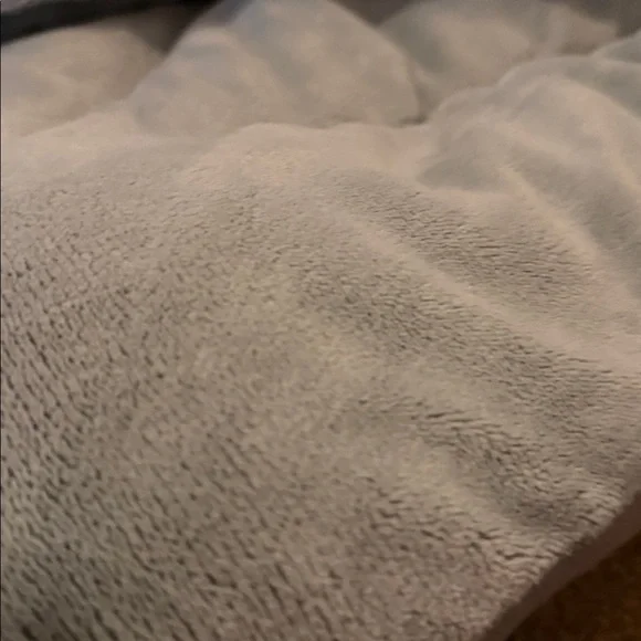 UGG Light blue Comforter Set queen size - Picture 4 of 6